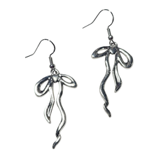 Load image into Gallery viewer, Blessed Bow of Beauty